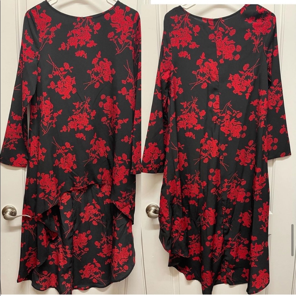 New size small red floral tunic